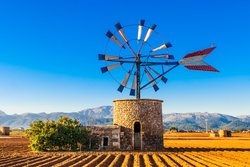 Traditionelle Windmühle auf Mallorca